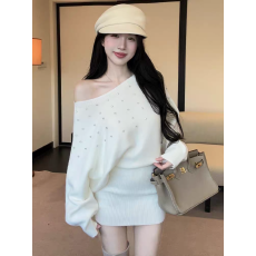 批发重工烫钻针织连衣裙女秋<b class='q'>冬</b>新款纯欲性感一字肩包臀裙时尚毛衣裙子