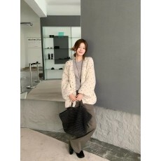 批发<b class='q'>韩版</b>宽松温柔风慵懒高级感波点针织开衫女软糯毛衣外套气质上衣潮