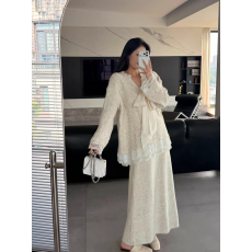 批发<b class='q'>大码</b>女装蝴蝶结蕾丝毛衣套装裙女秋冬新款宽松慵懒风半身裙两件套