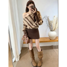 批发辣妹慵懒风套装女秋冬韩系气质显瘦斜领条纹上衣+针织<b class='q'>短裙</b>两件套