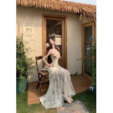 批发新款纯欲高级感重工蕾丝连衣裙吊带花朵修身显瘦法式复古度假裙女