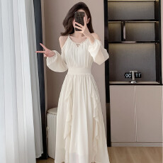 批发法式挂脖露肩连衣裙仙女春夏季气质高级感海边度假沙滩a字长裙子