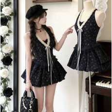 批发辣妹小个子假两件蕾丝碎花连衣<b class='q'>裙</b>女设计感小众露背挂脖短<b class='q'>裙</b>子夏季