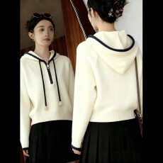 韩系慵懒风松弛感米白色连帽针织衫女秋冬外穿内搭高级感打底毛衣