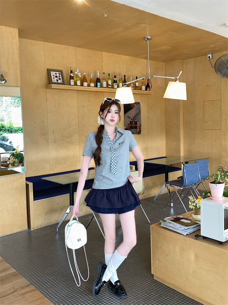 회색 V넥 반팔 티셔츠 여성 여름 2026 새로운 학원 스타일 체크무늬 넥타이 POLO 셔츠 동정 쇼트 스타일 맨위