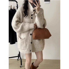 批发韩系慵懒风高领<b class='q'>开衫</b>毛衣女装秋冬穿搭高级感宽松软糯针织外套上衣