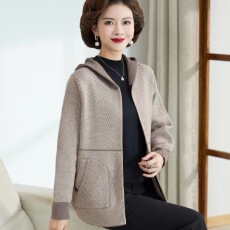 批发2025新款<b class='q'>中老年</b><b class='q'>妈妈装</b>春秋连帽毛衣外套阔太太贵夫人羊毛外搭衣服