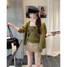 批发档口上新 2026年秋季新款女装宽松落肩<b class='q'>针织</b><b class='q'>开衫</b>短款长袖外搭毛衣