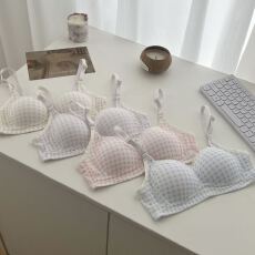 批发甜美蕾丝格子内衣女小胸无钢圈舒适薄款无钢圈学生文胸罩