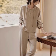 批发美拉德穿搭女装慵懒风套装2025<b class='q'>秋</b>季新款时尚连帽薄款卫衣两件套