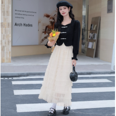 批发小香风套装女秋季高级感穿搭小个子盘扣上衣<b class='q'>蓬蓬</b>蛋糕半身裙两件套