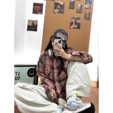 批发粉色衬衫女高级感新款2025年春季格子中长款宽松贴标长袖<b class='q'>上衣</b>