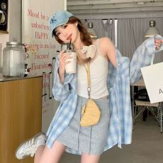 批发慵懒风复古长袖灰色<b class='q'>格子衬衫</b>设计感宽松休闲春秋polo领上衣外套女