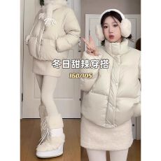 批发白色羊羔绒包臀短裙女<b class='q'>冬</b>季2025新款高腰显瘦加厚毛茸茸a字半身裙