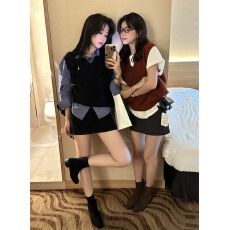 批发【圣诞红新年红】小马刺绣韩系穿搭chic别致叠穿<b class='q'>马甲</b>学院风上衣