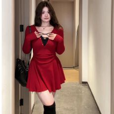 批发胖MM<b class='q'>大码</b>2025年春季纯欲V领蕾丝拼接假两件性感<b class='q'>连衣裙</b>秋冬季短裙