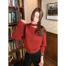 批发韩系红色镂空挂脖针织衫女冬季新年圣诞穿搭保暖毛衣上衣