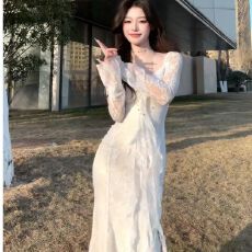 批发法式温柔气质白色v领蕾丝长袖<b class='q'>连衣裙</b>辣妹显身材收腰<b class='q'>包臀</b>长裙夏季