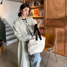 批发春秋新款<b class='q'>韩版</b>学院风牛角扣长款简约休闲日系工装风百搭风衣外套女