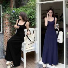 高级感气质纯色无袖背心连衣裙女夏季收腰显瘦A字包臀裙吊带长裙