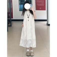 批发无袖连衣裙女夏季新款温柔度假风减龄中长款<b class='q'>蕾丝</b>钩花<b class='q'>背心裙</b>子新款