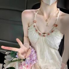 批发纯欲风挂脖雪纺连衣裙女夏季海边度假沙滩裙法式露背裙子白色长裙