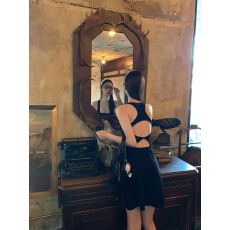 批发法式<b class='q'>连衣</b>裙女春秋2026超火新款吊带黑色修身a字高级感裙子小黑裙