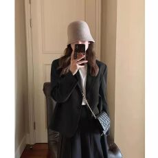 批发韩版小西装外套女小个子春秋2026新款西服上衣休闲<b class='q'>通勤</b>设计感小众