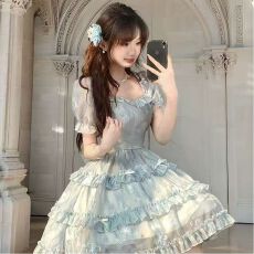 批发在逃公主风蓬蓬<b class='q'>连衣裙</b>女夏季设计小裙子甜美风穿搭蓝色超仙蛋糕裙