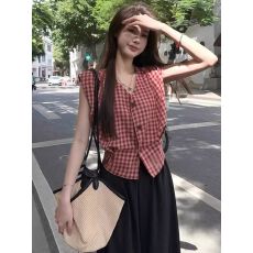批发复古红色<b class='q'>格子</b>背心无袖<b class='q'>衬衫女</b>设计感小众夏季外穿2025新款掐腰上衣