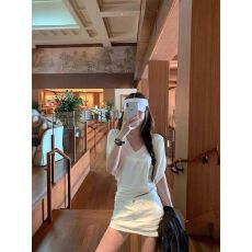 批发V领蝙蝠袖T恤夏季新款收腰修身显瘦短袖上衣时尚百搭<b class='q'>打底衫</b>女装