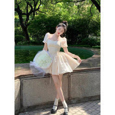 批发夏季小个子<b class='q'>连衣裙</b>纯欲甜美收腰公主蓬蓬裙高级感<b class='q'>泡泡袖</b><b class='q'>连衣裙</b>仙女