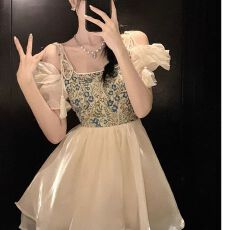 批发一字肩<b class='q'>连衣裙</b>女高级感2026夏季新款气质名媛收腰显瘦<b class='q'>泡泡袖</b>蓬蓬裙