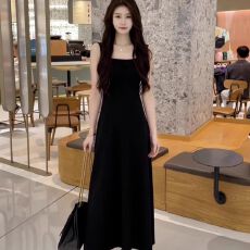 蓝色无袖背心吊带连衣裙子女装夏季2026新款海边度假法式气质长裙