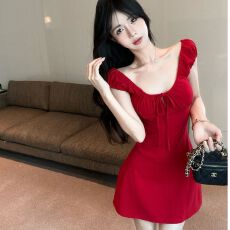 批发冷淡系高级感裙子夏季小个子名媛风情万种收腰v领无袖<b class='q'>红色</b><b class='q'>连衣裙</b>