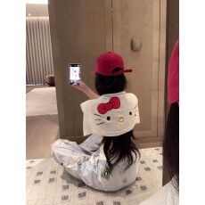 批发2026新款披肩女法式印花针织外搭配裤子T恤小坎肩围巾