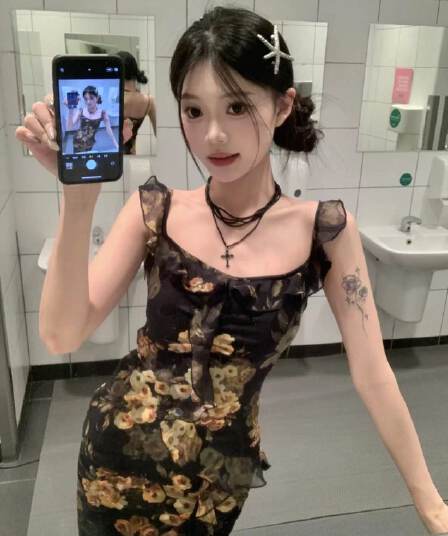 품격 명문 여성 로얄 자매 바람 슬립 드레스 레트로 프린트 디자인 센스 작은 대중 트임 몸매 가꾸기 타이트 스커트 길다 치마