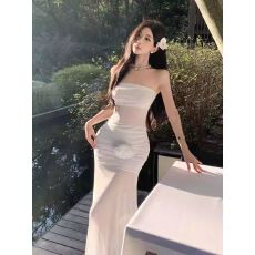 批发海边度假沙滩裙纯欲风辣妹性感<b class='q'>一字肩</b>抹胸修身包臀裙露背<b class='q'>连衣裙</b>夏