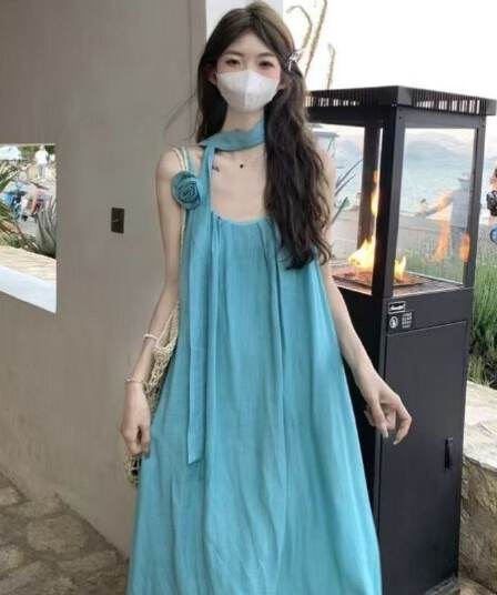 박하 남자 바다 파도 측면 가짜 분위기 센스 해변 드레스 디자인 센스 행침 목 드레스 요정 품격 큰 진자 치마