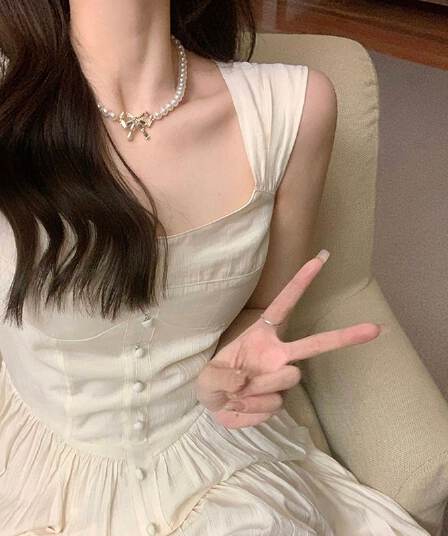 여름 하얀 달빛 품격 달콤함 부드러운 바람 슬립 여성 드레스 몸매 가꾸기 슬림해 보이는 단색 치마