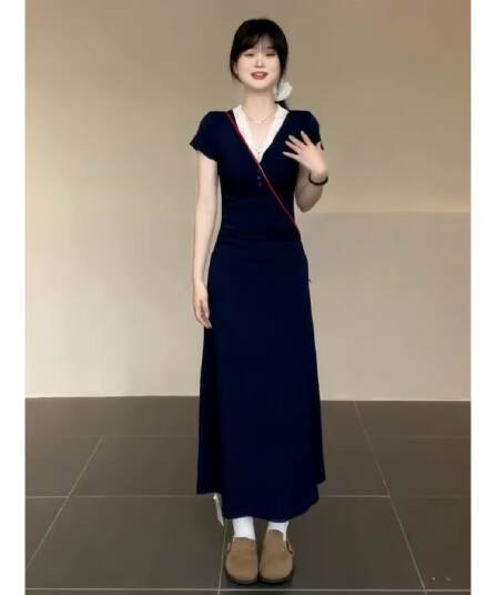 프랑스식 순수한 욕망 바람 새로운 레이스 레이스 드레스 여름 새로운 품격 2026 슬림해 보이는 허리 수축 치마 롱 스커트