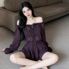 批发法式紫色一字肩<b class='q'>雪纺</b>套装女2026春秋木耳边抽绳收腰显瘦不规则<b class='q'>短裙</b>