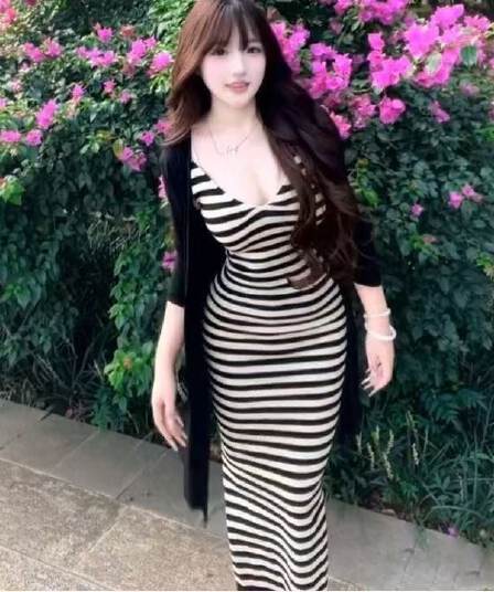 순수한 욕망 품격 로얄 자매 바람 스트라이프 V넥 슬립 여성 드레스 여름 몸매 가꾸기 슬림해 보이는 측면 트임 타이트 스커트 롱 스커트