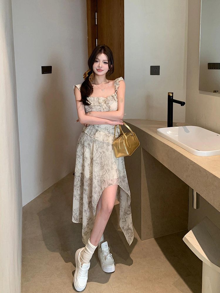 높음 비틀림 쉬폰 벨트 네리 있음 지퍼 하나 프랑스식 바람이 아닙니다. 규칙 꽃무늬 드레스 잉크 페인팅 작은 날다 소매 미니 스커트