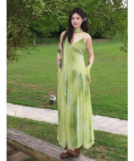 해변가 휴가 바람 작은 대중 Chic 홀치기 염색 슬립 여성 드레스 여름 녹색 신선함 품격 빅 플레어 스커트 롱 스커트