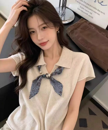 한 부서 디자인 센스 POLO 칼라 스카프 반팔 니트 스웨터 봄 여름 새로운 고급 센스 패션 품격 얇은 스타일 맨위