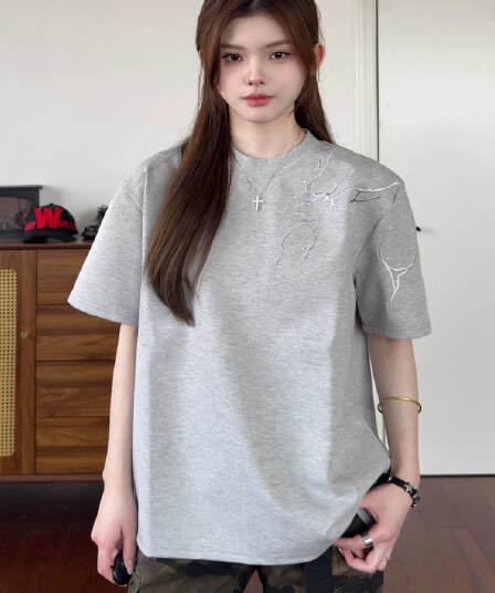 빅 사이즈 여성 의류 220 그램 남자 바 면 반팔 티셔츠 남자 여름 새로운 자수 꽃에서 길다 루즈핏 라운드 넥 맨위