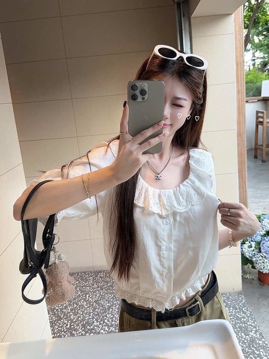 품격 프랑스식 화이트 자카드 라운드 넥 패치워크 셔츠 여름 새로운 얇은 다용도 반팔 레이스 셔츠 맨위