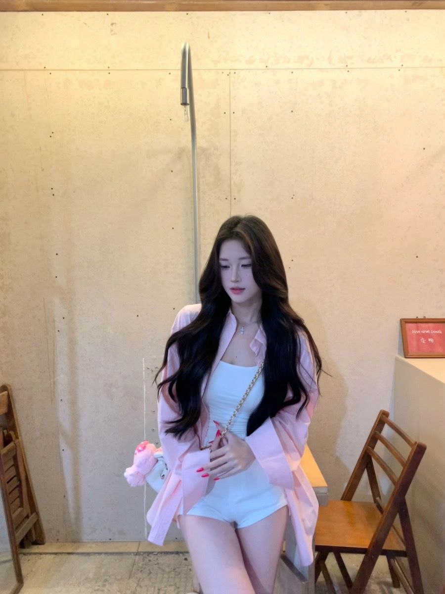 핑크색 긴팔 셔츠 봄 여름 새로운 한 부서 느긋한 루즈핏 디자인 얇은 스타일 셔츠 자외선 차단 재킷 맨위