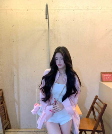 핑크색 긴팔 셔츠 봄 여름 새로운 한 부서 느긋한 루즈핏 디자인 얇은 스타일 셔츠 자외선 차단 재킷 맨위